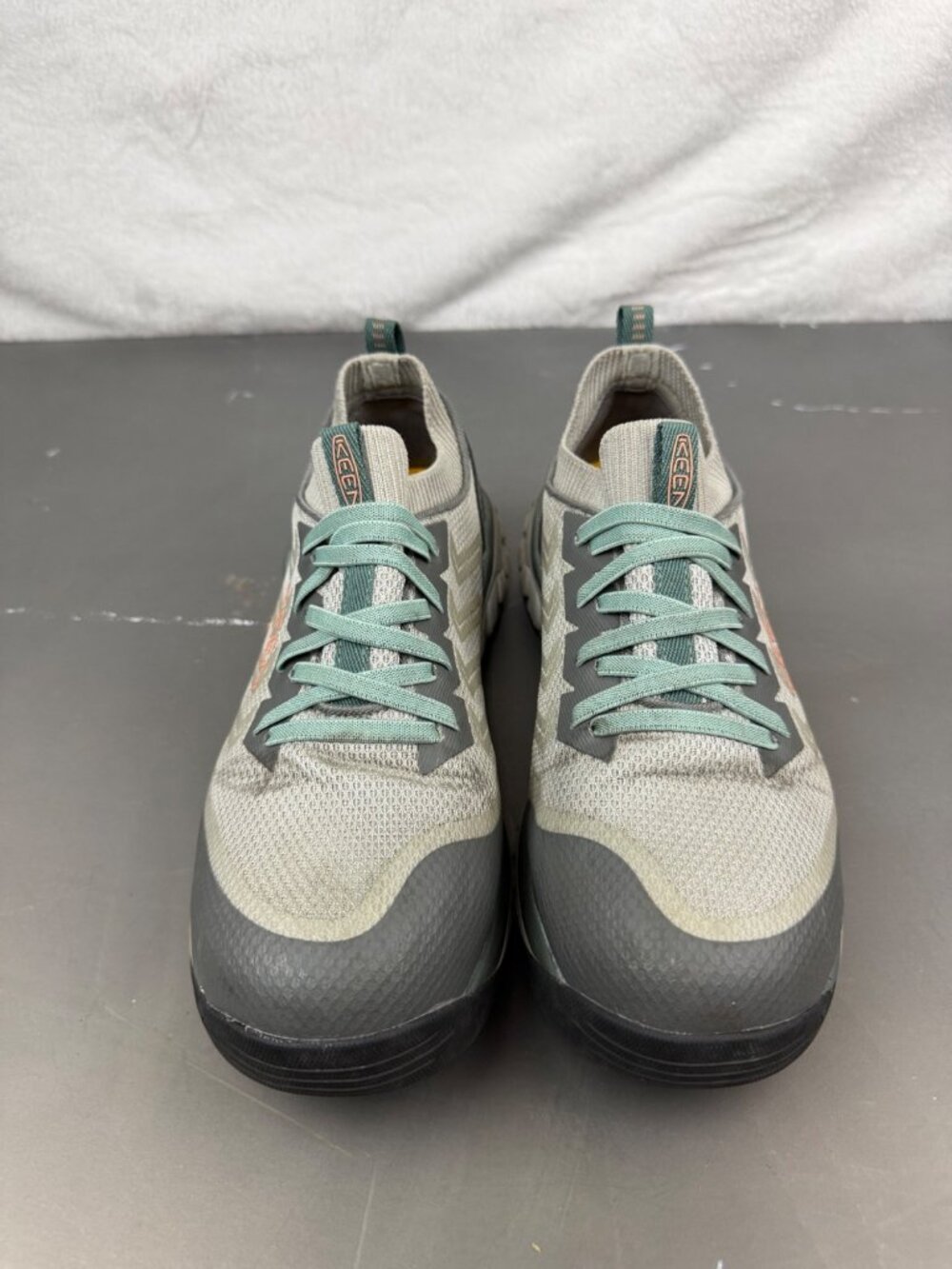 Keen Womens Utility Shoes Size 8.5M Gray & Green Mesh Lace-Up Lightweight ASTM F